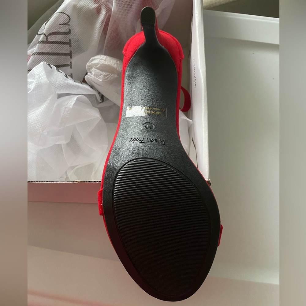 Red heels - Picture 4 of 5